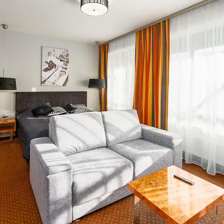 Apartamenty Sun & Snow W Obiekcie Royal Tulip * Колобжег